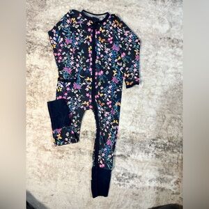 BONDS Floral Butterfly Size 3